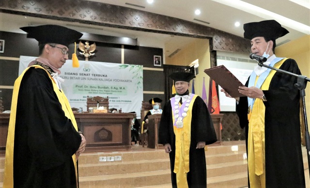 Dr Ibnu Burdah MA, Dikukuhkan Sebagai Guru Besar UIN Sunan Kalijaga Yogyakarta, Bidang Kajian Arab