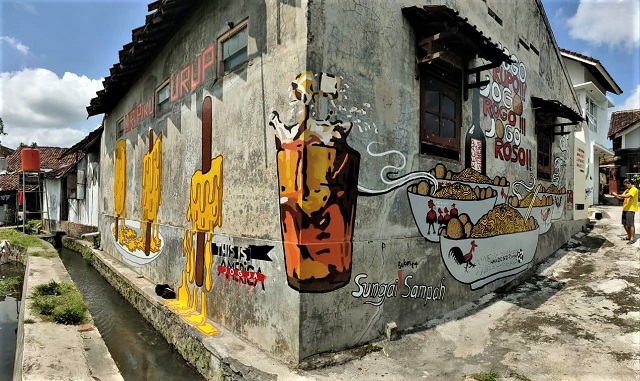 Seni Mural Tepi Sawah, Kreasi Tiga Remaja Jogja