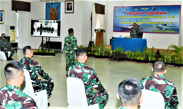Pendidikan Sekolah Instruktur Penerbang Di Lanud Adisutjipto Dimulai Senin, 12 April 2021, Berlangsung Selama Enam Bulan.