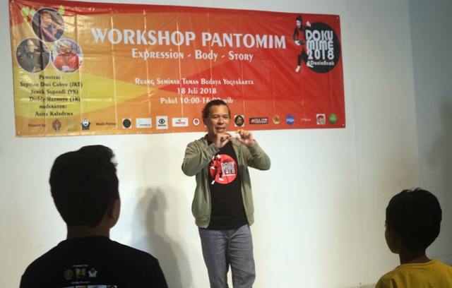 Workshop Pantomim Jelang Pementasan Doku-Mime Di Concert Hall Taman Budaya Yogyakarta