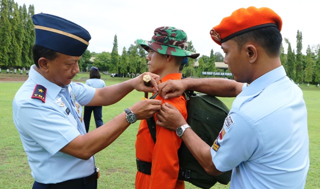 52 Siswa Sekbang dan 11 Siswa Seknav Ikuti Latihan Survival Dasar Elang Prayudha Pakca 2018