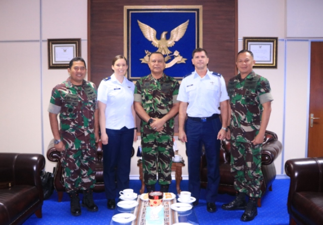 Wakil Gubernur AAU Menerima Kunjungan Delegasi US Air Force Academy.