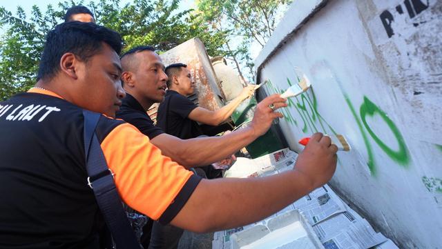 Bikers Ajak Hyatt Lakukan Aksi GoClean dan GoGreen