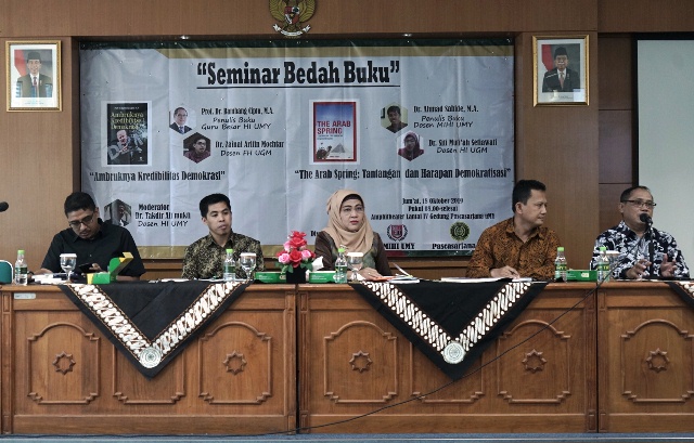 Seminar Pergolakan Gelombang Faham Demokrasi Di Universitas Muhammadiyah Yogyakarta