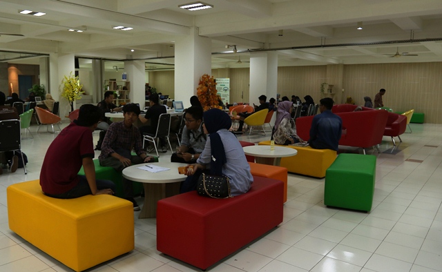 Raih Akreditasi A, Perpustakaan UMY Ruang Publik yang Berwarna dan Nyaman