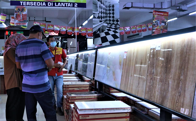 Qhomemart Yogyakarta Gelar Big Sale Keramik-Granit Terbesar, Maret 2022