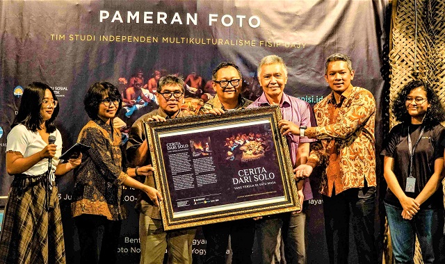 Mahasiswa FISIP UAJY Gelar Pameran Foto, Cerita dari Solo, Yang Tersua di Satu Masa, di Bentara Budaya Yogyakarta