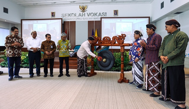 SV UGM, Fakultas Vokasi UNY, dan AKN Seni dan Budaya Yogyakarta Luncurkan Program Ekosistem Kemitraan Vokasi-DUDI-Pemda DIY