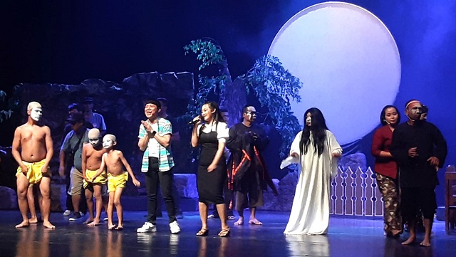Pentas REBON, Humor Segar Lakon Kembar Ambyar, Di Taman Budaya Yogyakarta, Berlangsung Sukses