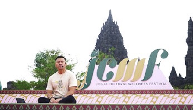 Puncak JCWF 2023, Gandeng Anjasmara, Festival Wellness Pertama di Jogja Gelar Yoga Di Prambanan