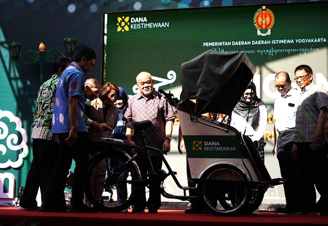 Pemda Daerah Istimewa Yogyakarta Luncurkan Becak Tenaga Alternatif, Dukung Zero Emission