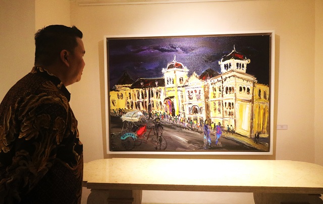 Kelompok Cerobong Art Gelar Pameran Seni Rupa OTW Di Hotel Melia Purosani Yogyakarta