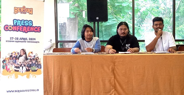 BERSUA DI JOGJA: Musik, Piknik dan Kangen-Kangenan Di Stadion Kridosono, 27-28 April 2024.