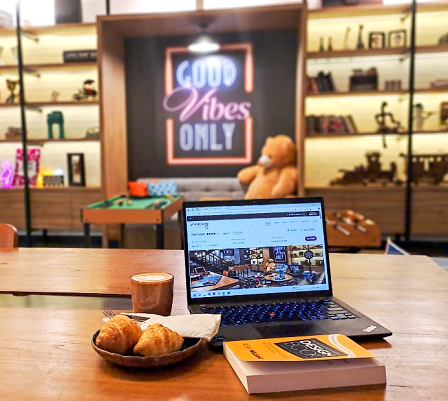 MOXY SOLO Hadirkan WORK N PLAY PASS, Suasana Kerja Ala Coffeeshop
