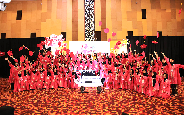 Di Tahun Ke-9, GLOW and LOVELY Berikan Beasiswa Reguler dan Parsial Untuk 100 Perempuan Muda Raih dan Lanjutkan Mimpi
