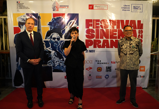 Prancis Anugerahkan Gelar Officier dans l-Ordre des Arts et des Lettres Kepada GARIN NUGROHO