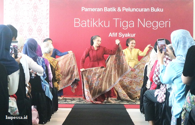 AFIF SYAKUR, Maestro Pembatik Mengenalkan Batik Tulis Premium Dalam Pameran Bertajuk BATIKKU TIGA NEGERI