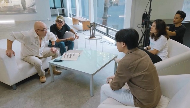 KONIHERAWATI, Seniman-Dosen Desain Produk Universitas Kristen Duta Wacana Yogyakarta Kritik Film Dokumenter FRAGILE