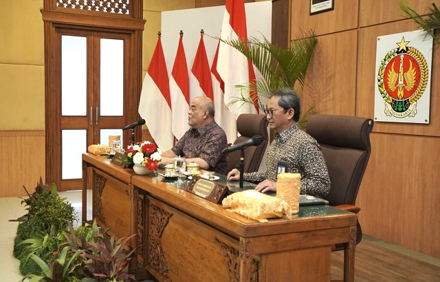 Wakil Gubernur Daerah Istimewa Yogyakarta, KGPAA Paku Alam X, Secara Daring Ikuti Laporan Perekonomian Indonesia 2025 