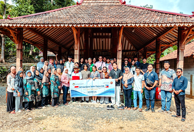 Industrial Engineering Summer Program UAJY Pelajari Pengelolaan Sampah Berbasis Komunitas Di Kelompok Wanita Tani MELATI Girijati-Watugajah, Purwosari, Gunungkidul