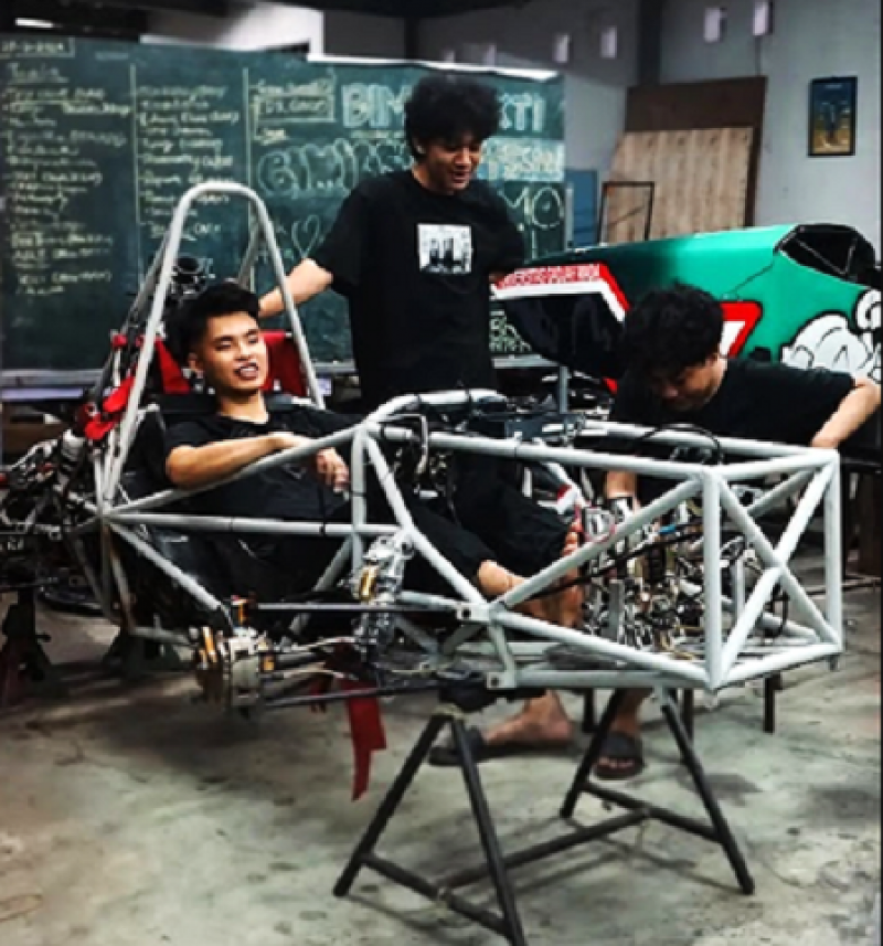 JEMBO CABLE BIMASAKTI Racing Team UGM Siap Luncurkan Mobil FORMULA Student Hybrid Generasi Terbaru Menuju FORMULA SAE ITALY 2026